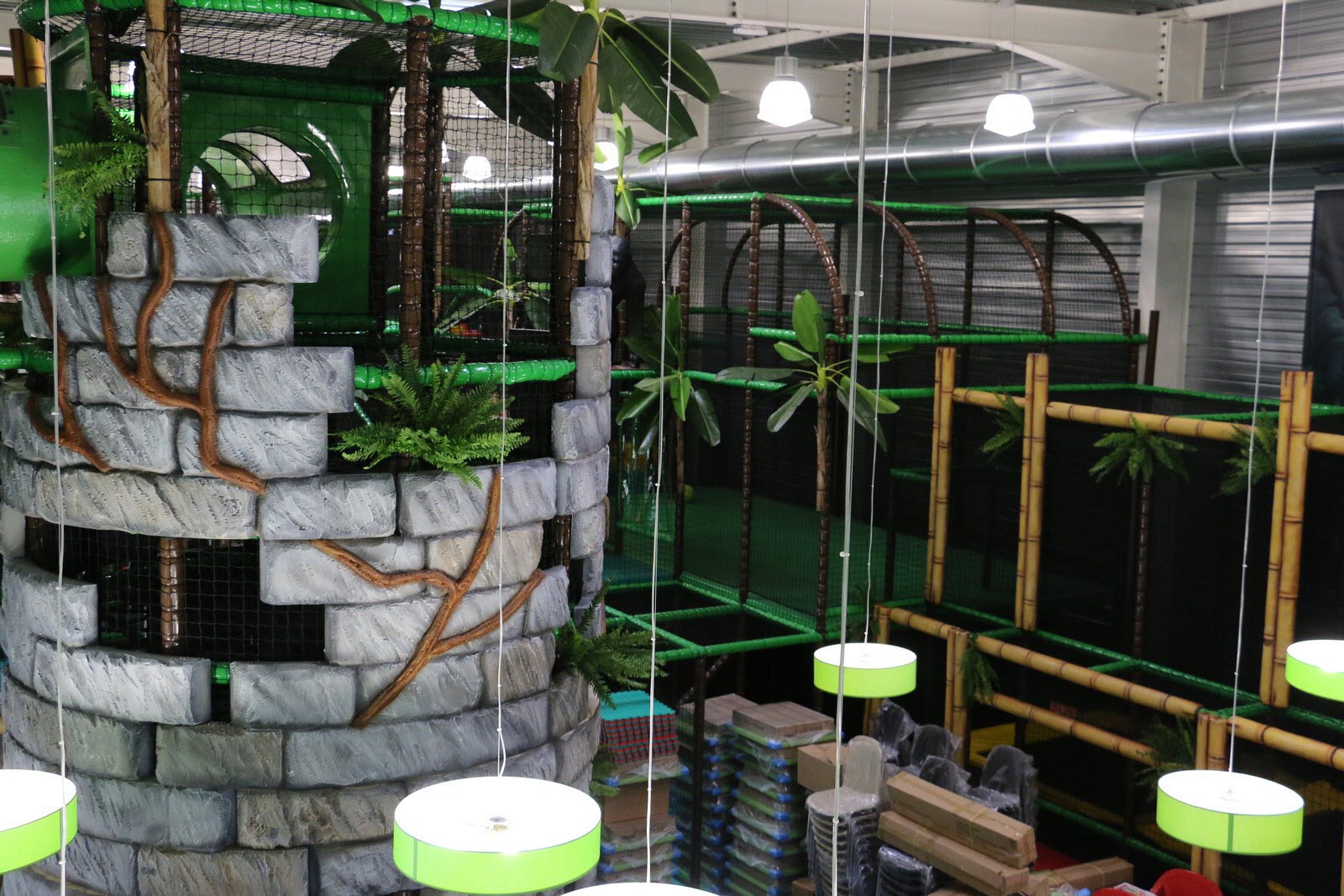 Structure jungle et parcours du parc